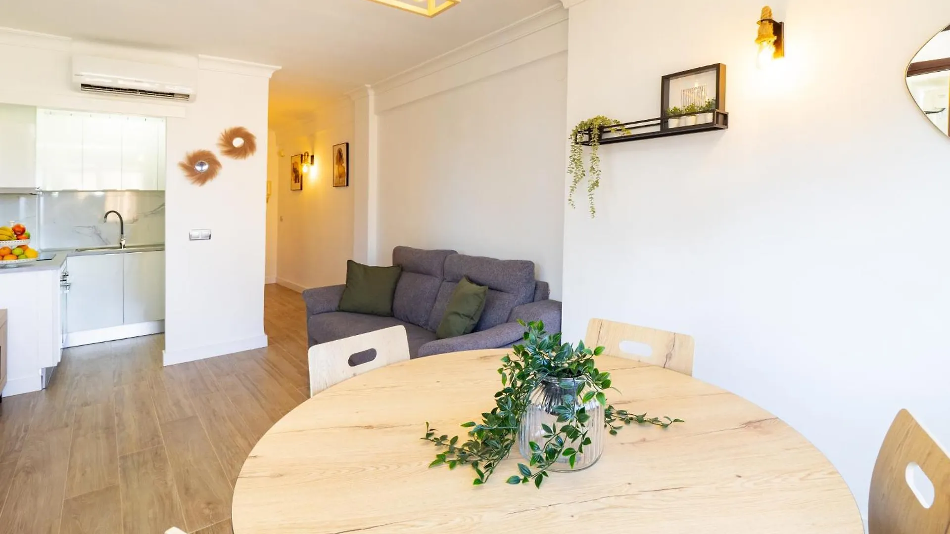 Apartment Cubo'S Apartamento Sol Y Arena Playamar Torremolinos Spain