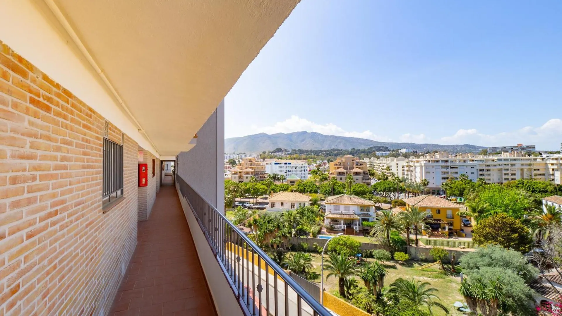 Apartment Cubo'S Apartamento Sol Y Arena Playamar Torremolinos Spain